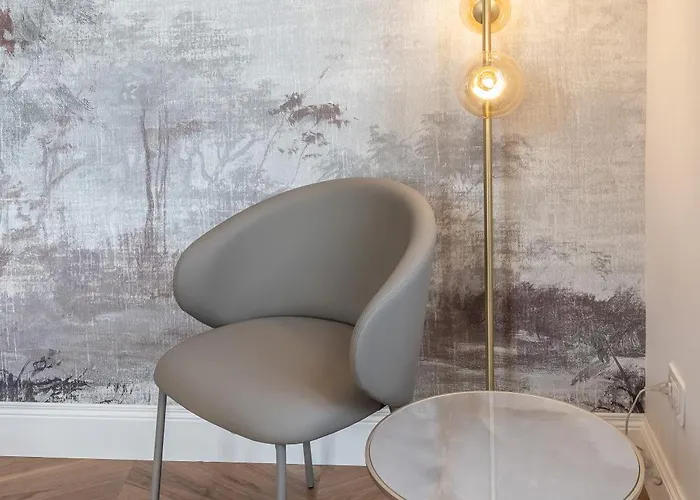 Porta Portese Palace